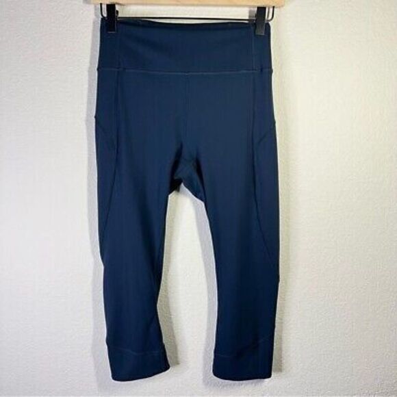 Lululemon womens cropped teal leggings size 6 - Picture 1 of 8